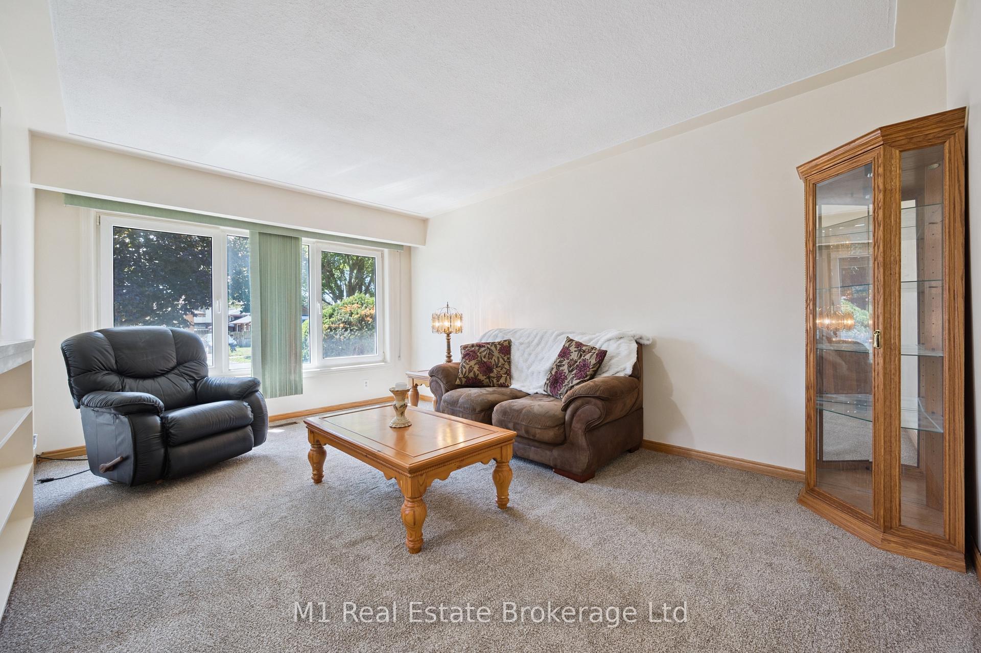 Photo 8 of 58 Fairlawn Road, Kitchener — HOMEH