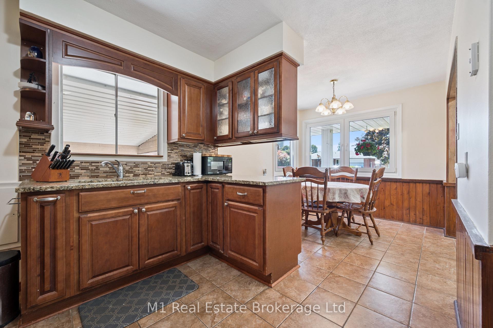 Photo 17 of 58 Fairlawn Road, Kitchener — HOMEH