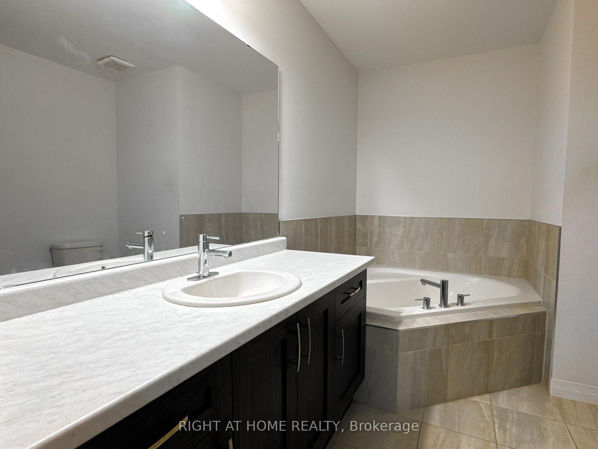 Photo 22 of 80 Soho Street, Hamilton, Stoney Creek Mountain — HOMEH