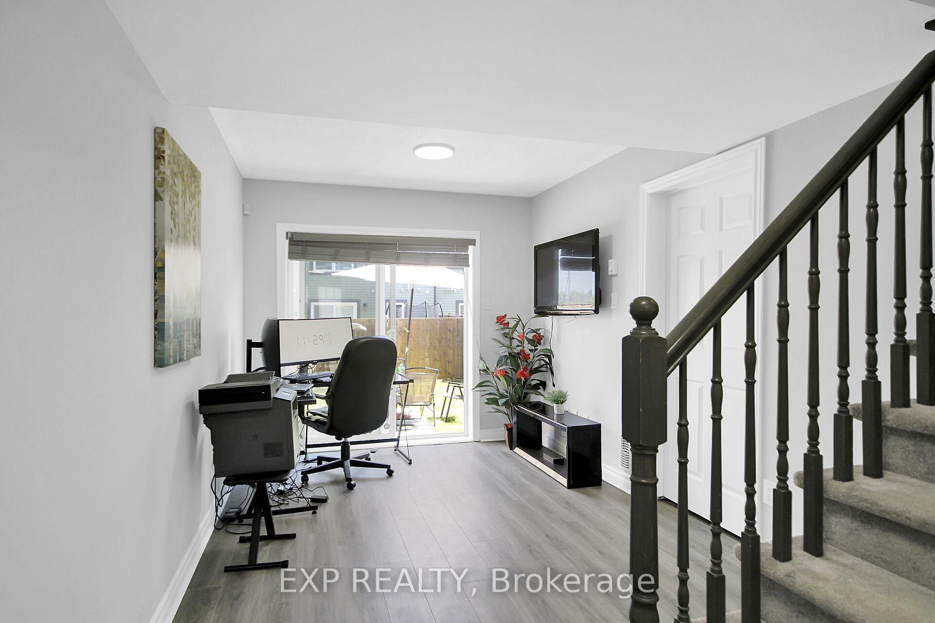 Photo 6 of 113 Gelderland Private, Ottawa, Kanata - Emerald Meadows/Trailwest — HOMEH