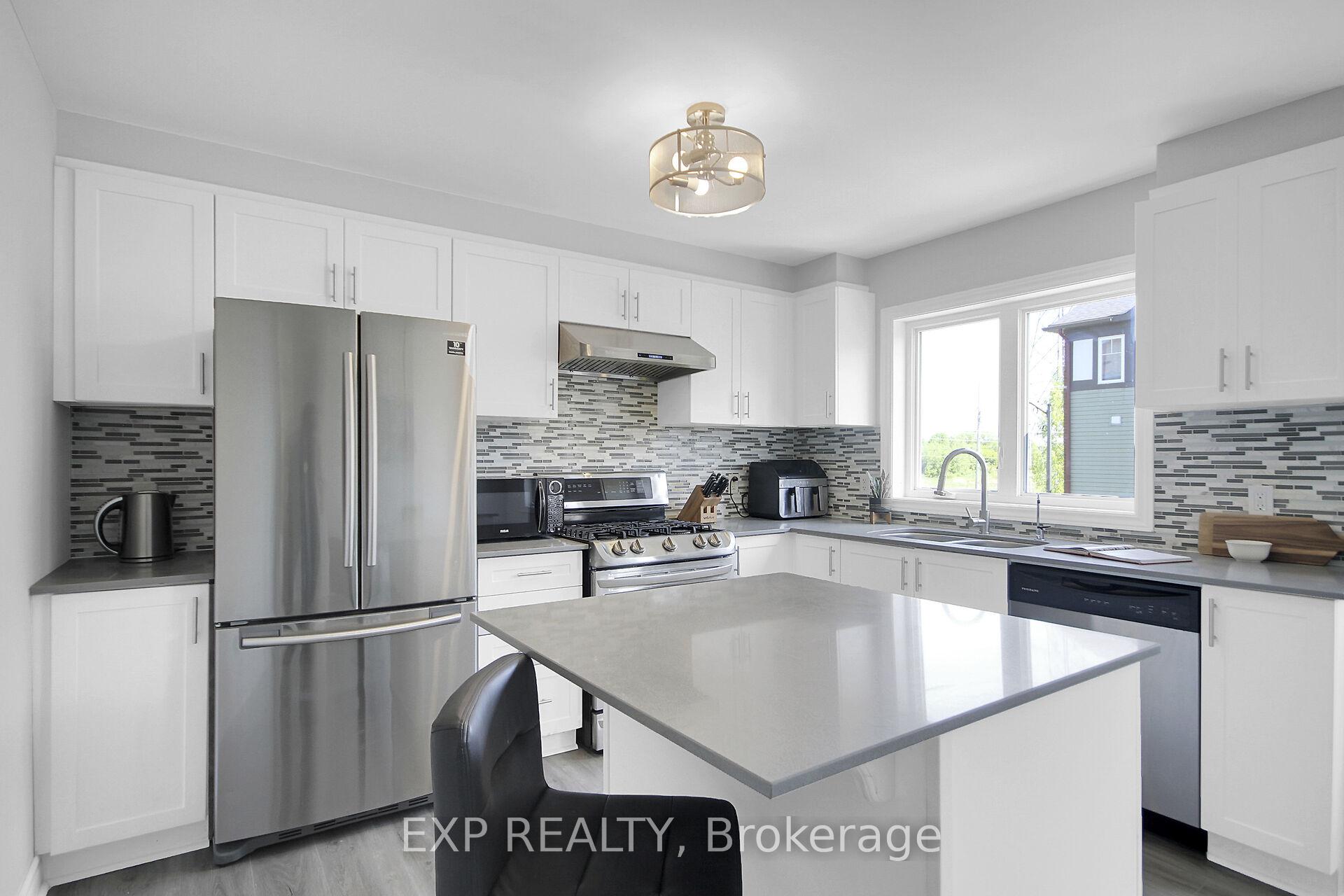 Photo 12 of 113 Gelderland Private, Ottawa, Kanata - Emerald Meadows/Trailwest — HOMEH