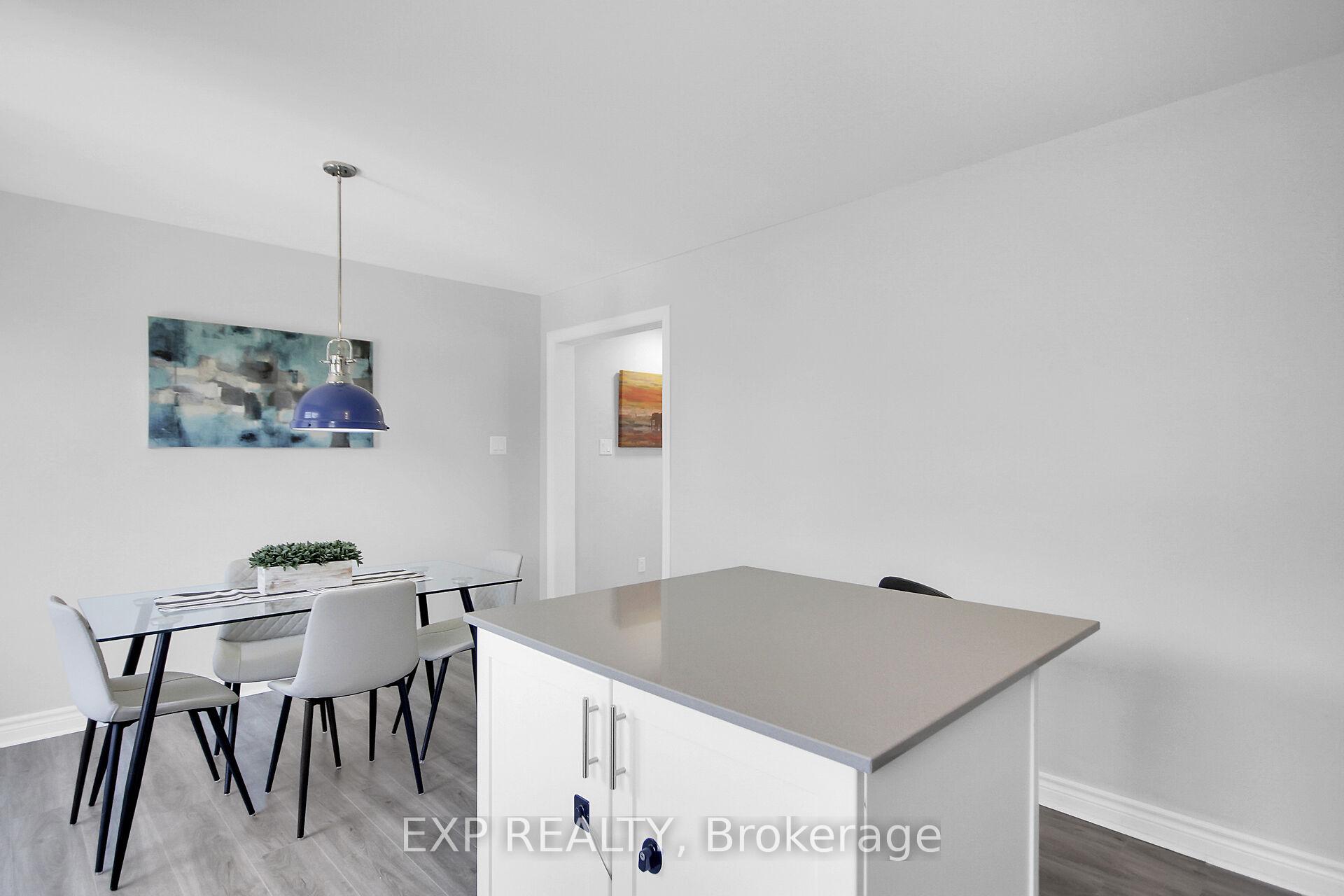 Photo 15 of 113 Gelderland Private, Ottawa, Kanata - Emerald Meadows/Trailwest — HOMEH