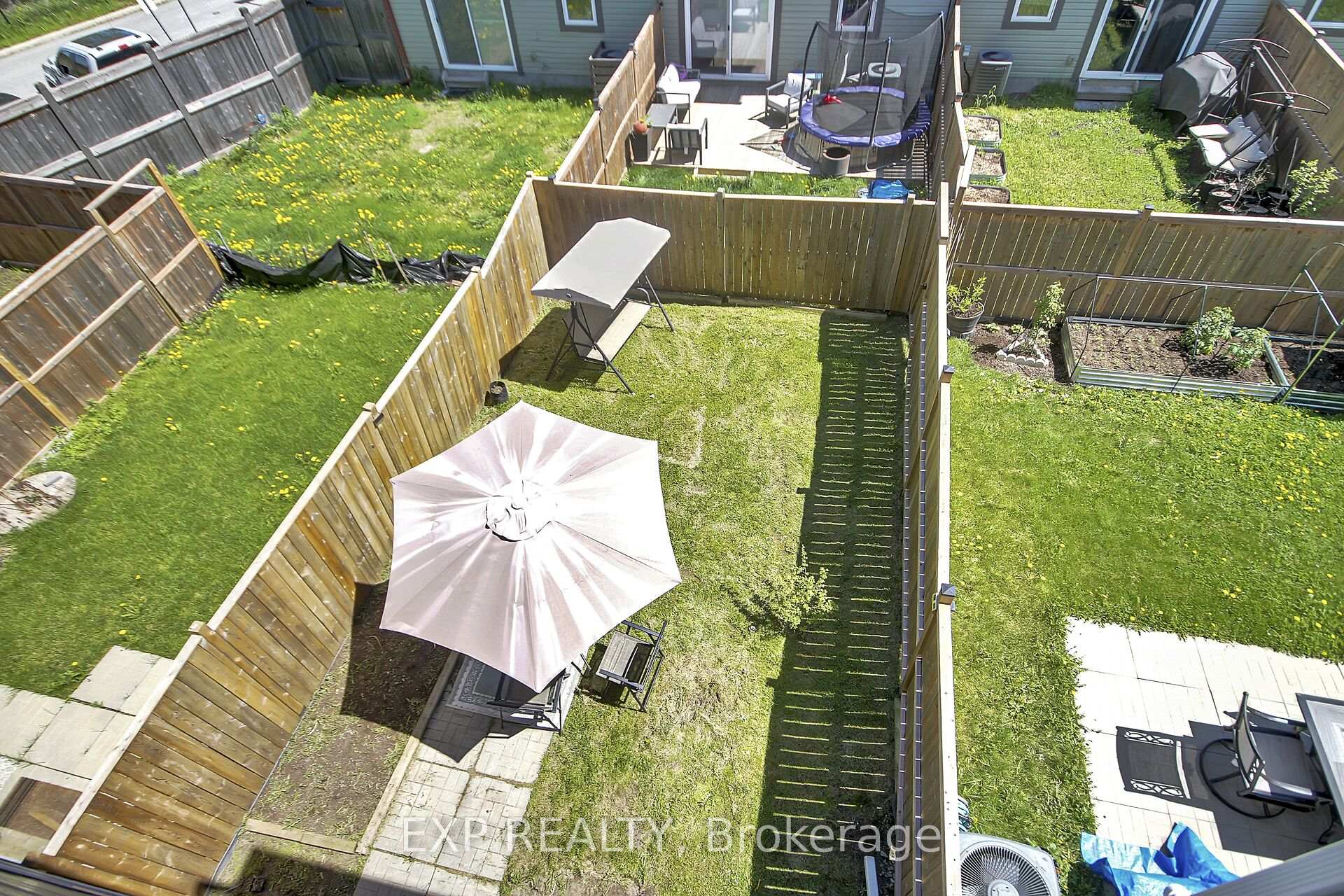 Photo 28 of 113 Gelderland Private, Ottawa, Kanata - Emerald Meadows/Trailwest — HOMEH