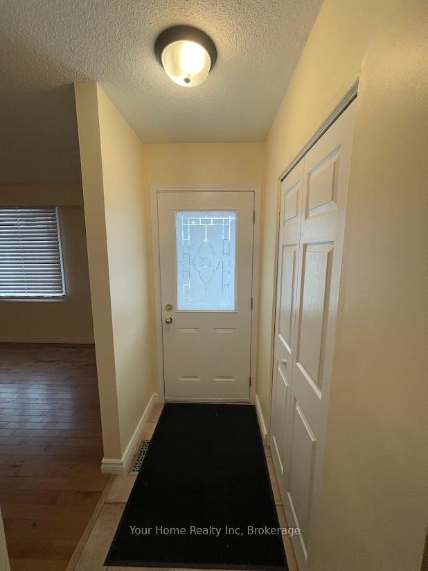 Photo 3 of 67 Silver Aspen Crescent S, Kitchener — HOMEH