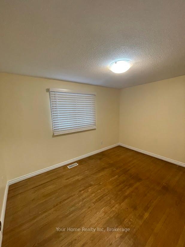 Photo 12 of 67 Silver Aspen Crescent S, Kitchener — HOMEH