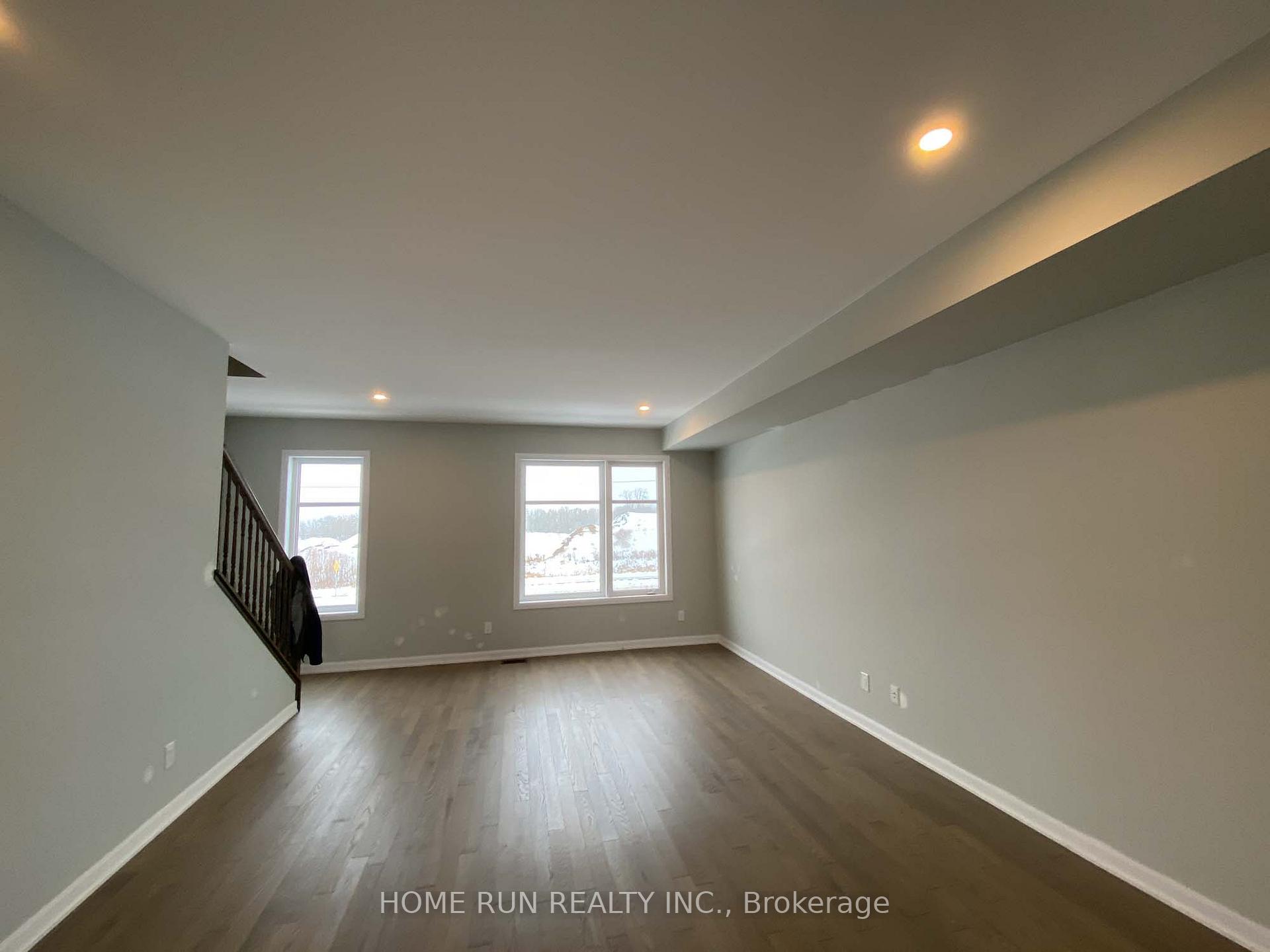 Photo 7 of 1091 Speedvale Court, Ottawa, Kanata - Kanata Lakes/Heritage Hills — HOMEH