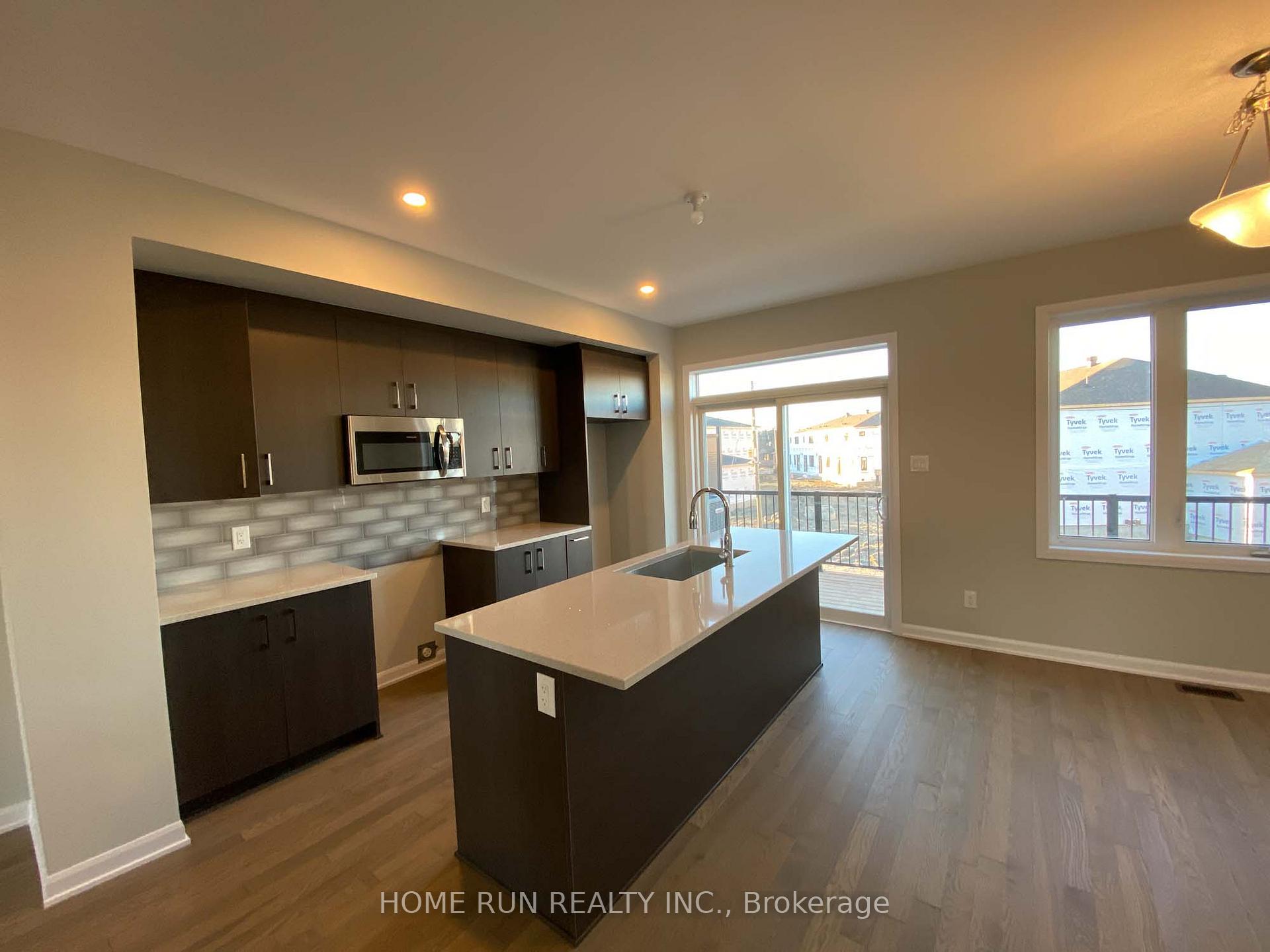 Photo 9 of 1091 Speedvale Court, Ottawa, Kanata - Kanata Lakes/Heritage Hills — HOMEH
