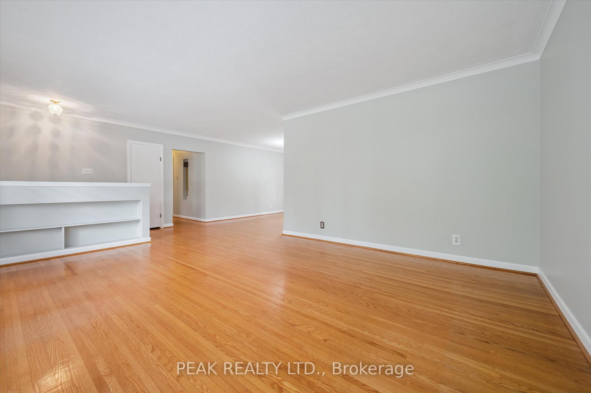 Photo 8 of 111 Blueridge Avenue, Kitchener — HOMEH