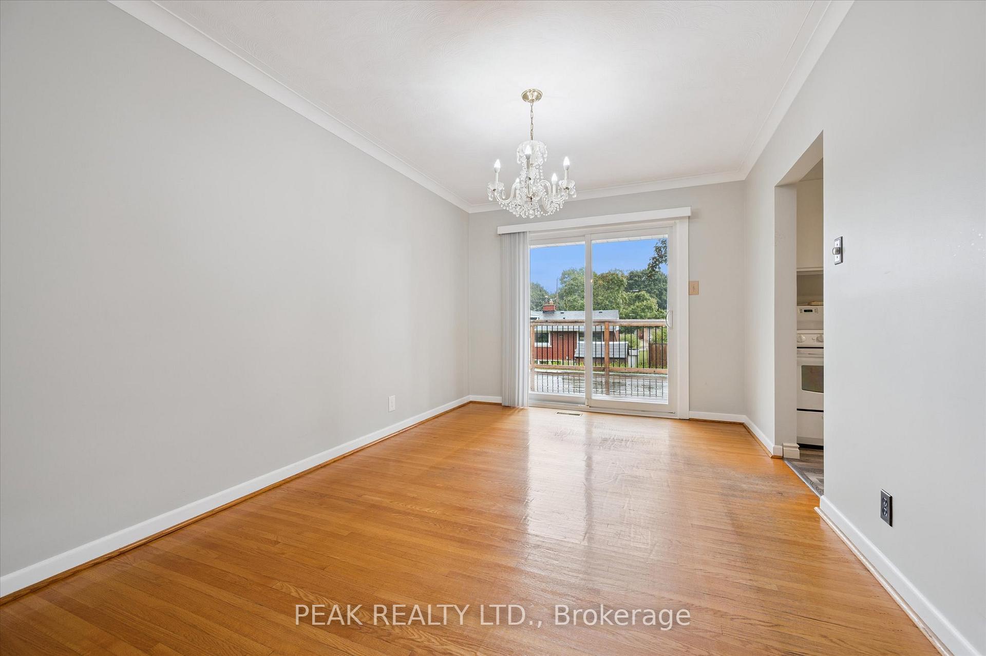Photo 9 of 111 Blueridge Avenue, Kitchener — HOMEH