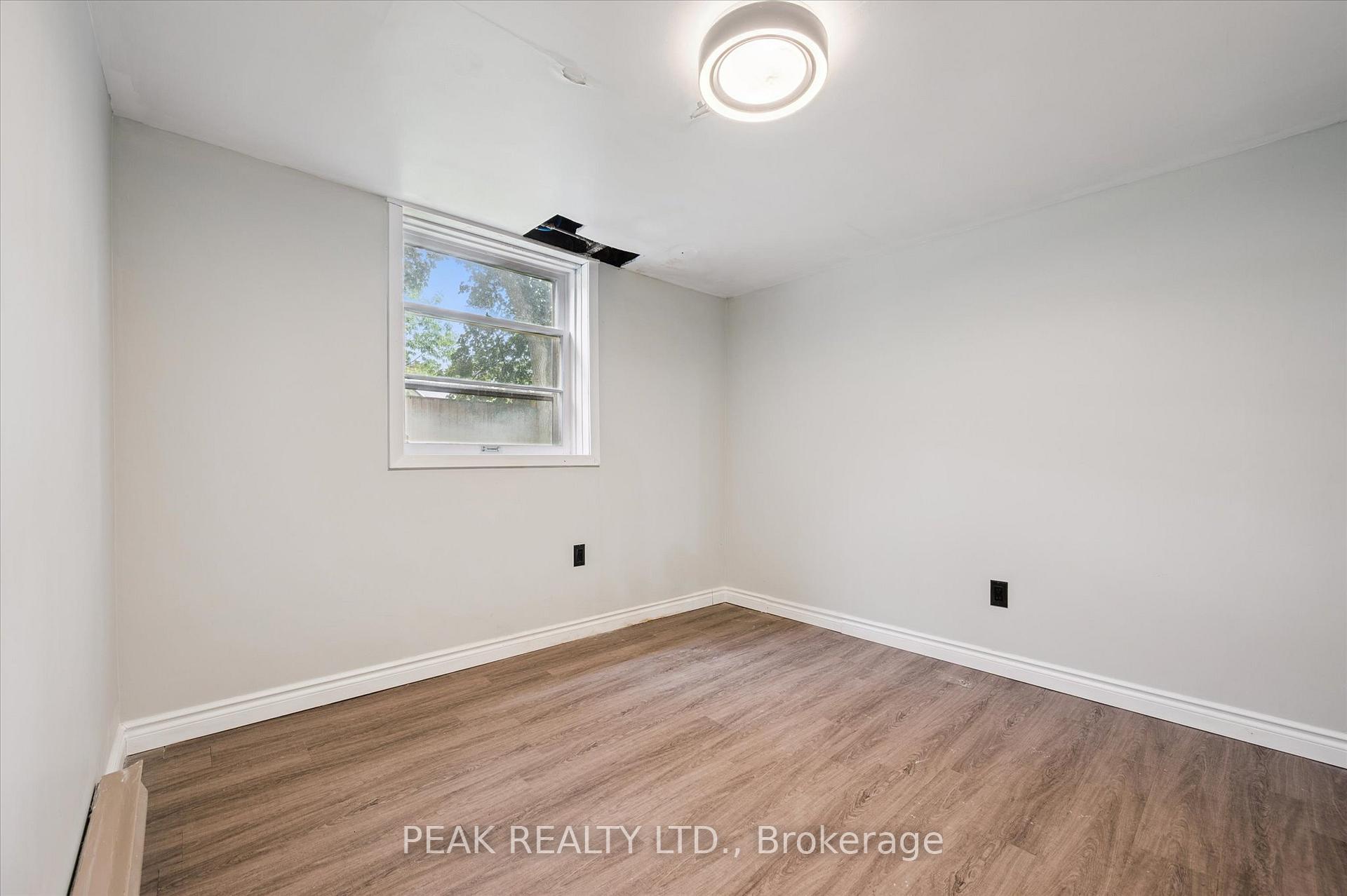 Photo 27 of 111 Blueridge Avenue, Kitchener — HOMEH