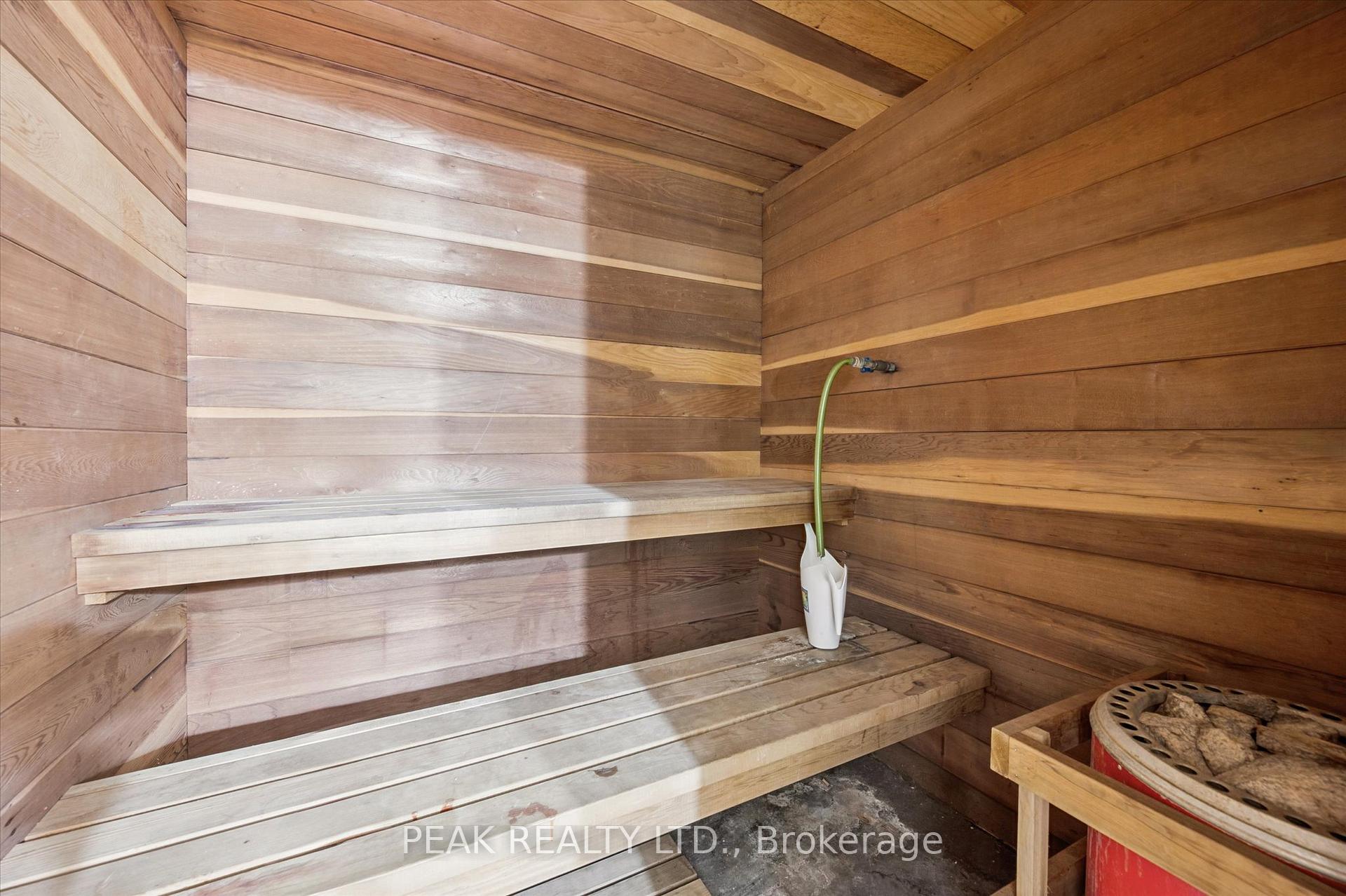 Photo 31 of 111 Blueridge Avenue, Kitchener — HOMEH