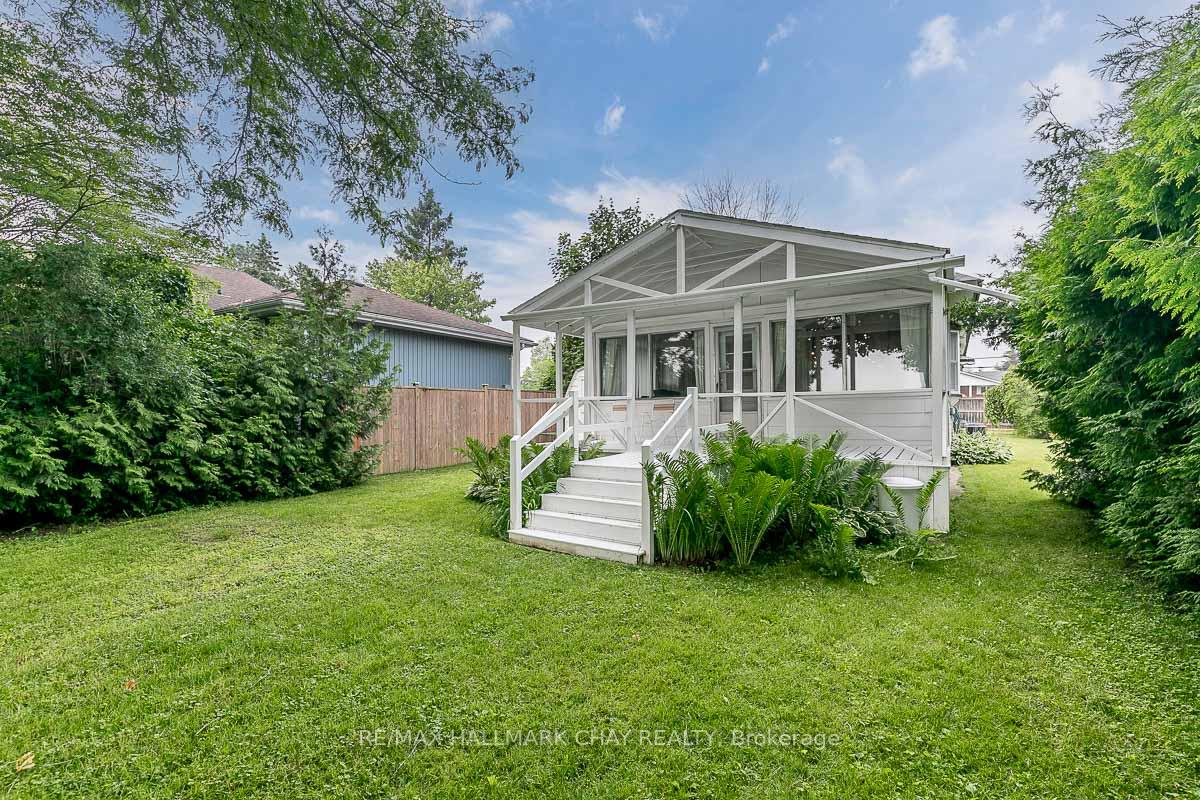 Photo 5 of 1283 Maple Road, Innisfil, Rural Innisfil — HOMEH