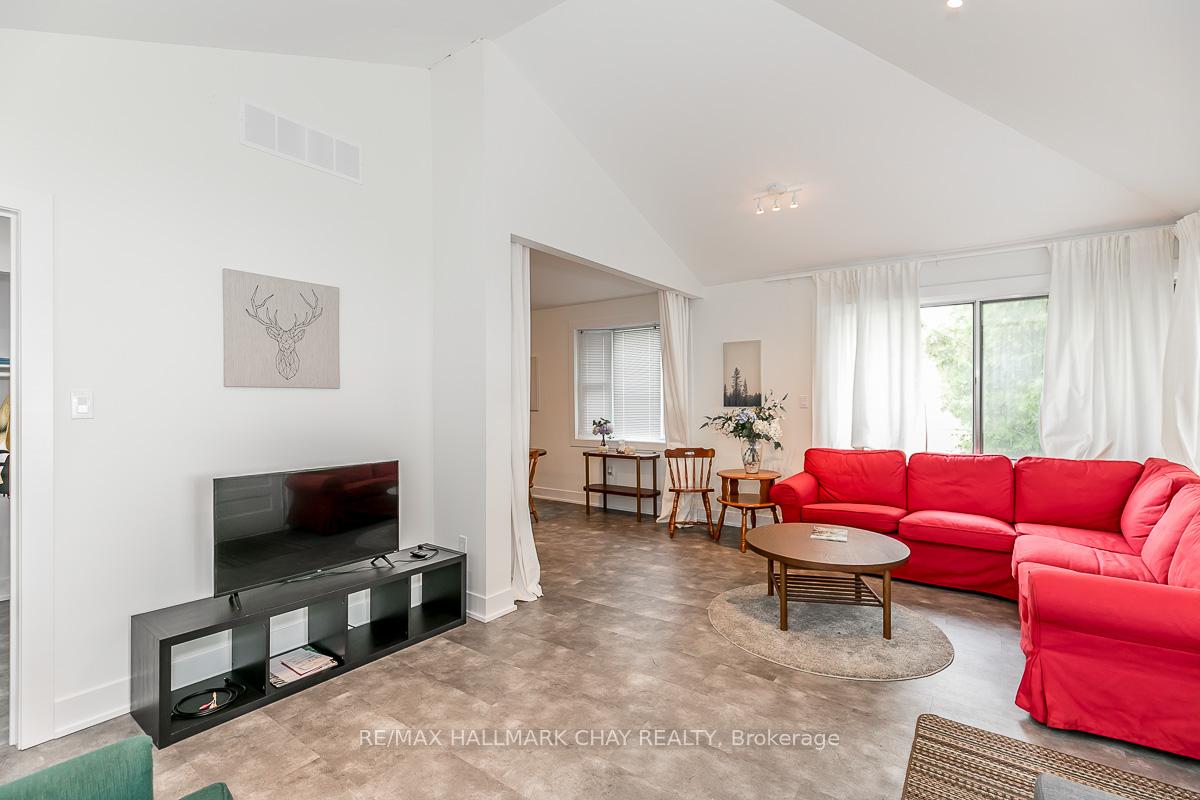 Photo 16 of 1283 Maple Road, Innisfil, Rural Innisfil — HOMEH
