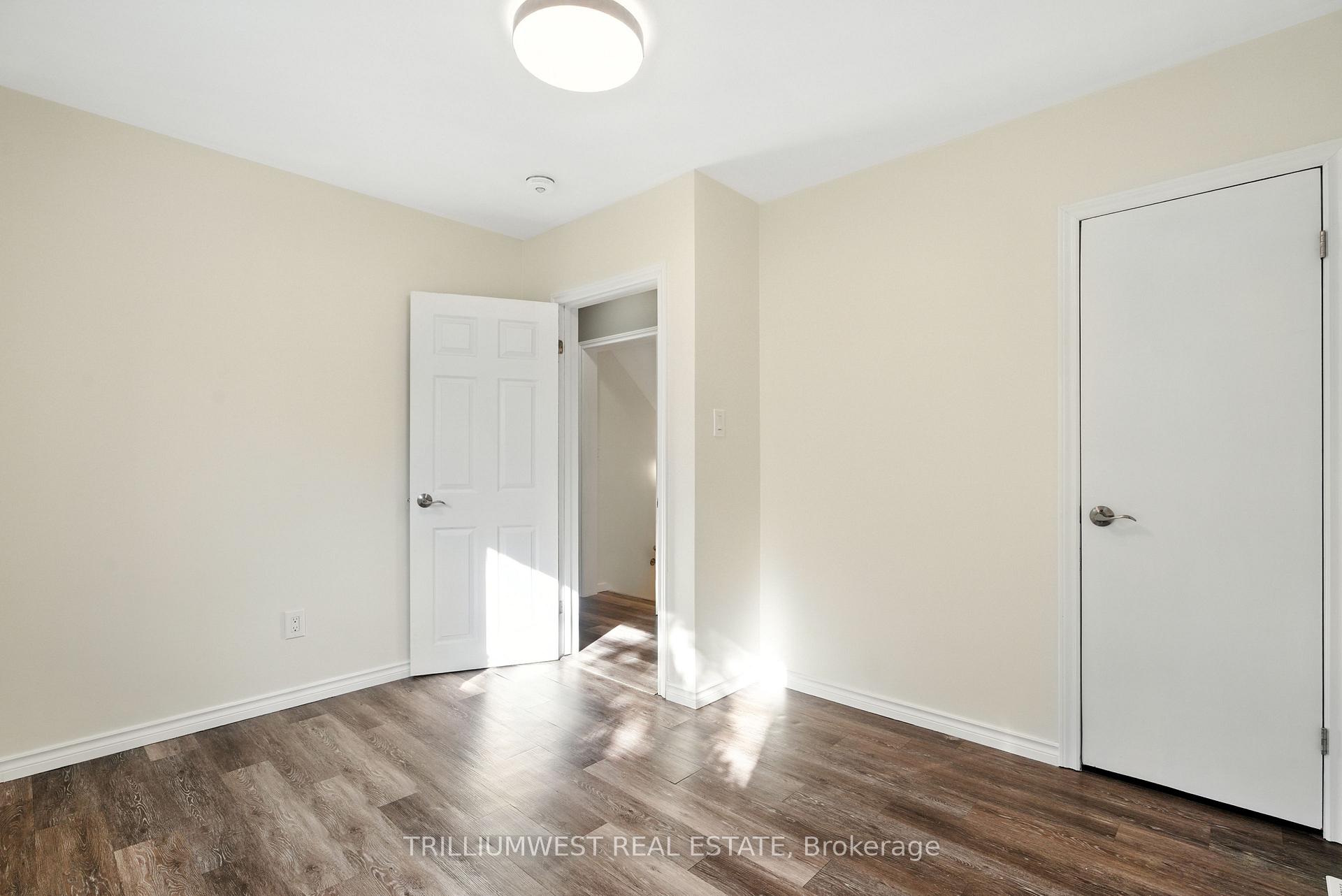 Photo 12 of 154 Montgomery Road, Kitchener — HOMEH