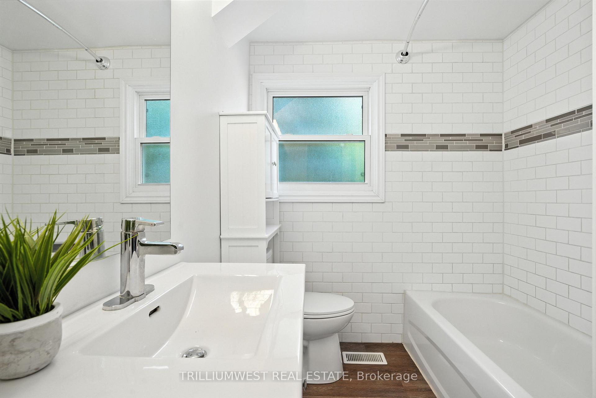 Photo 16 of 154 Montgomery Road, Kitchener — HOMEH