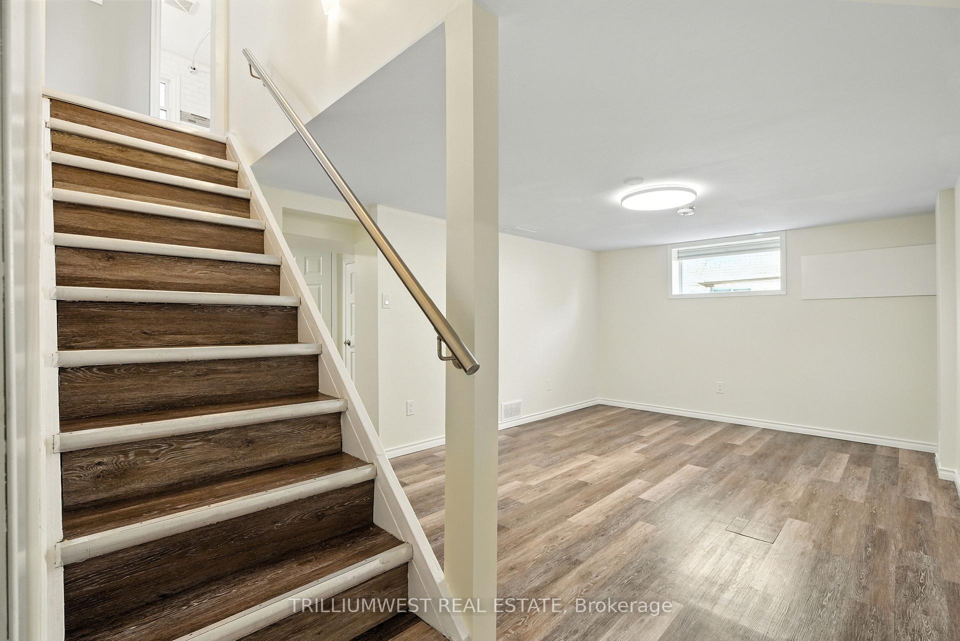 Photo 17 of 154 Montgomery Road, Kitchener — HOMEH