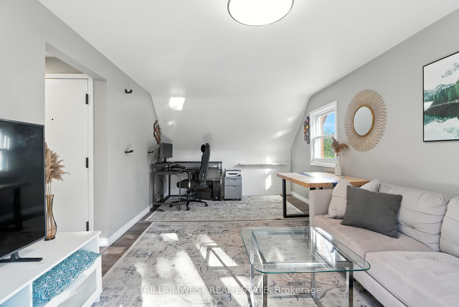 Photo 30 of 154 Montgomery Road, Kitchener — HOMEH