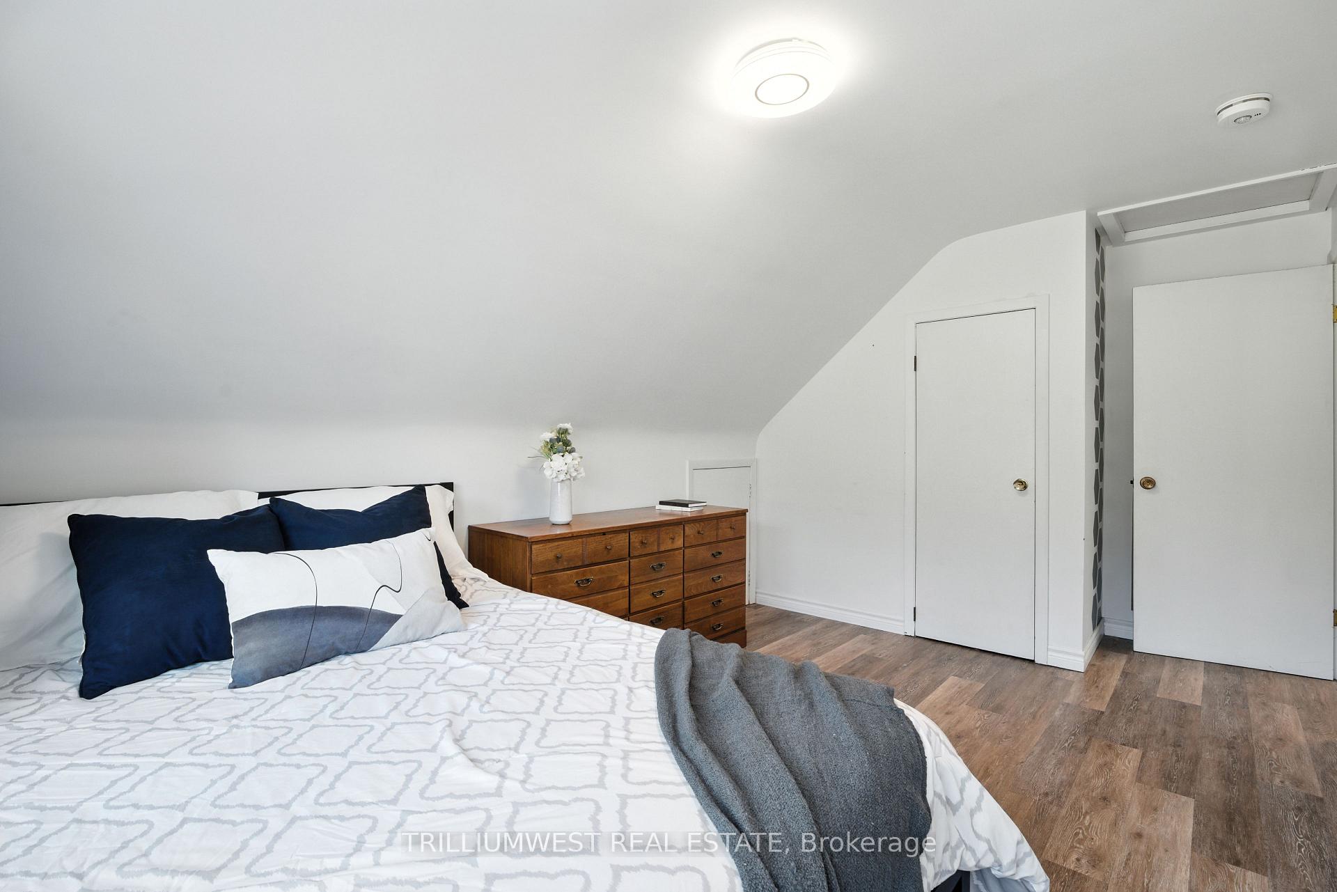 Photo 33 of 154 Montgomery Road, Kitchener — HOMEH