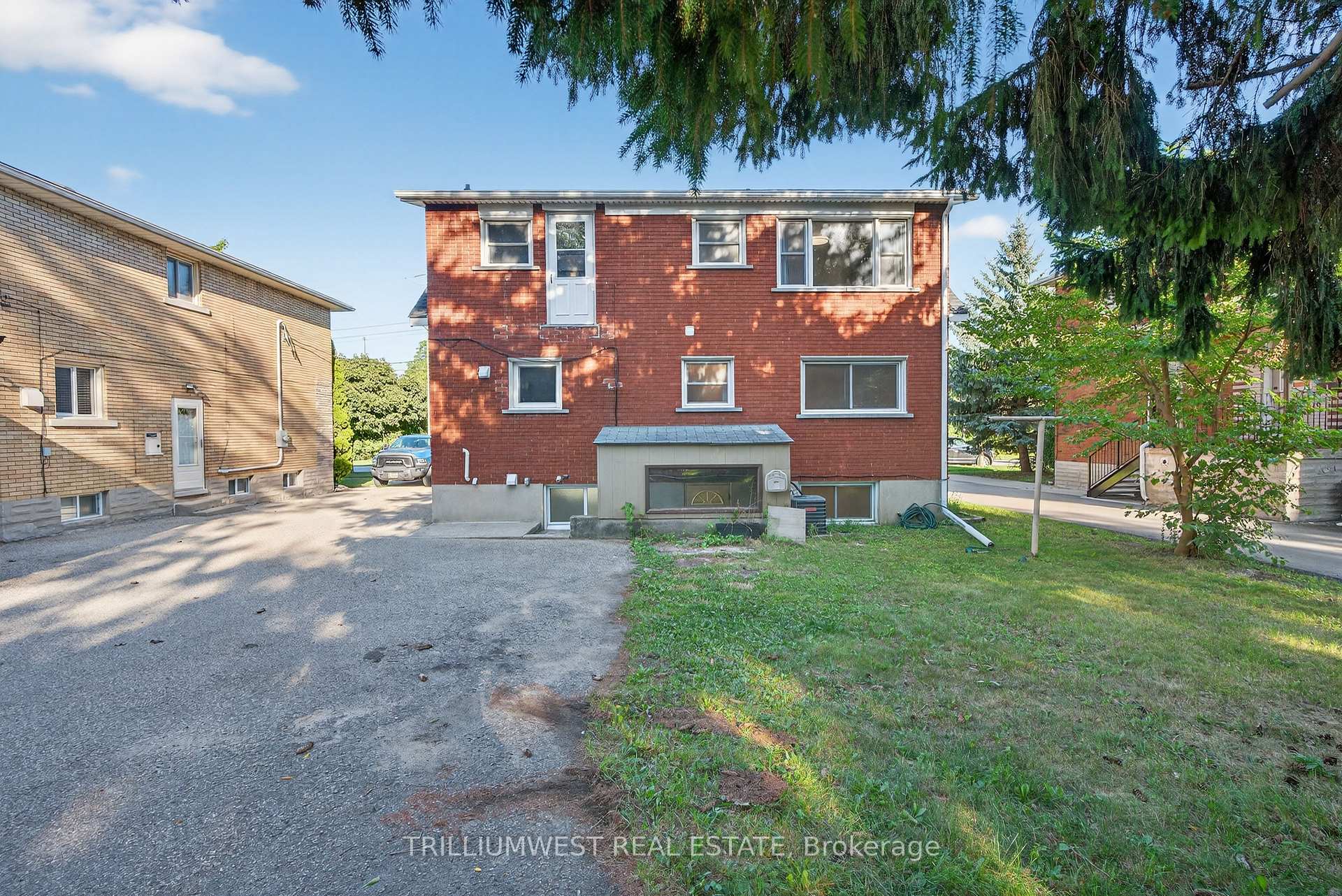 Photo 38 of 154 Montgomery Road, Kitchener — HOMEH