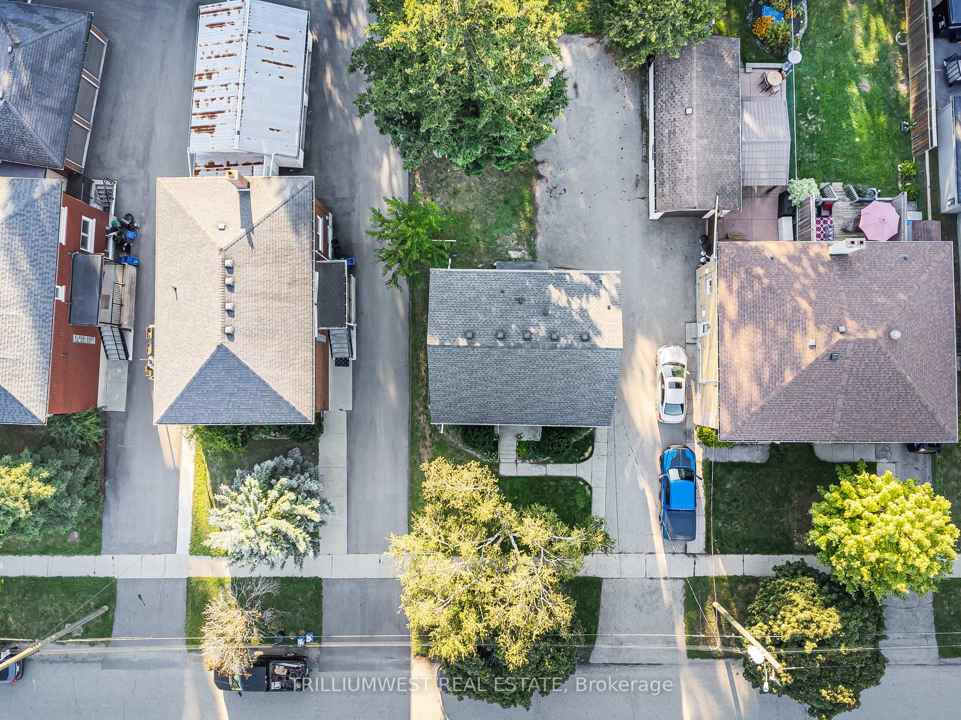 Photo 47 of 154 Montgomery Road, Kitchener — HOMEH