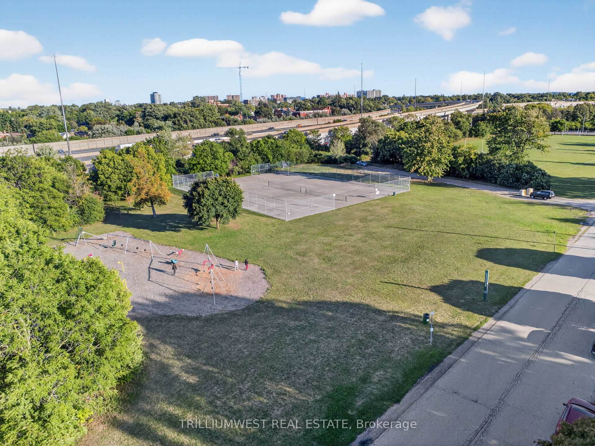 Photo 50 of 154 Montgomery Road, Kitchener — HOMEH