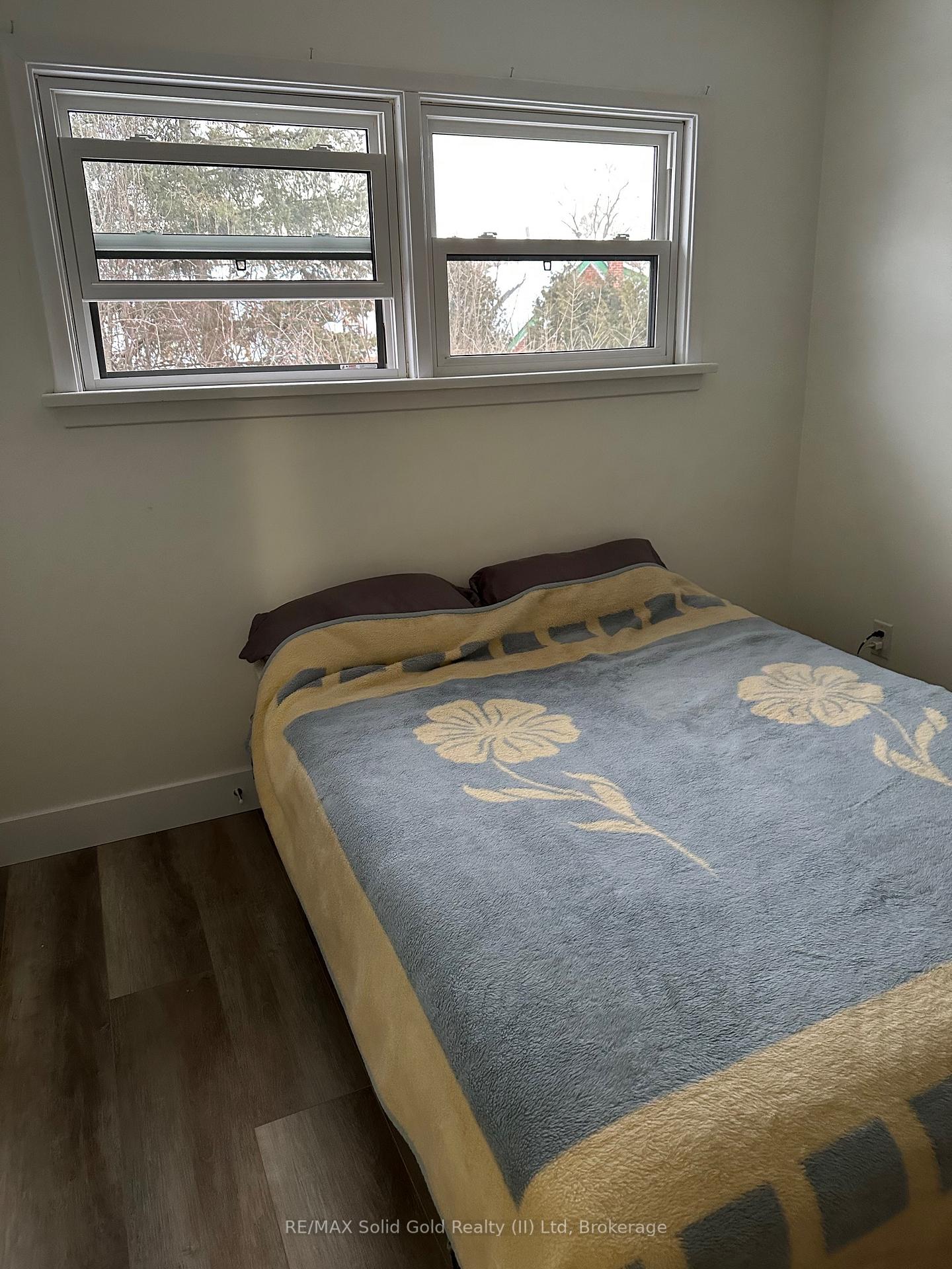 Photo 8 of 27 Winslow Drive, Kitchener — HOMEH