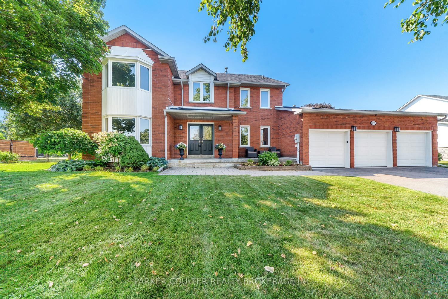 Front of 2725 Shering Crescent