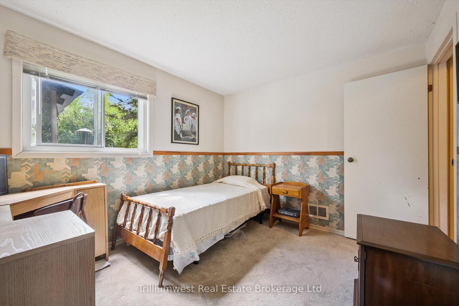 Photo 20 of 282 Westheights Drive, Kitchener — HOMEH