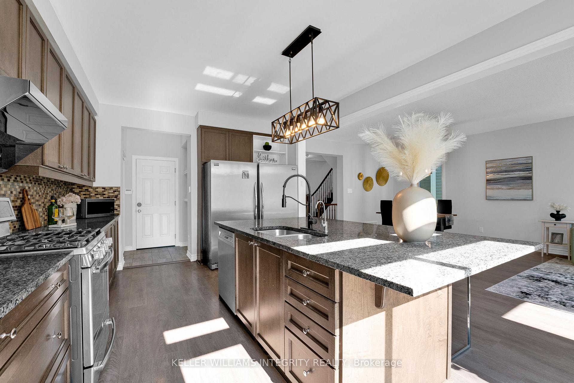 Photo 15 of 51 Solaris Drive, Ottawa, Kanata - Emerald Meadows/Trailwest — HOMEH