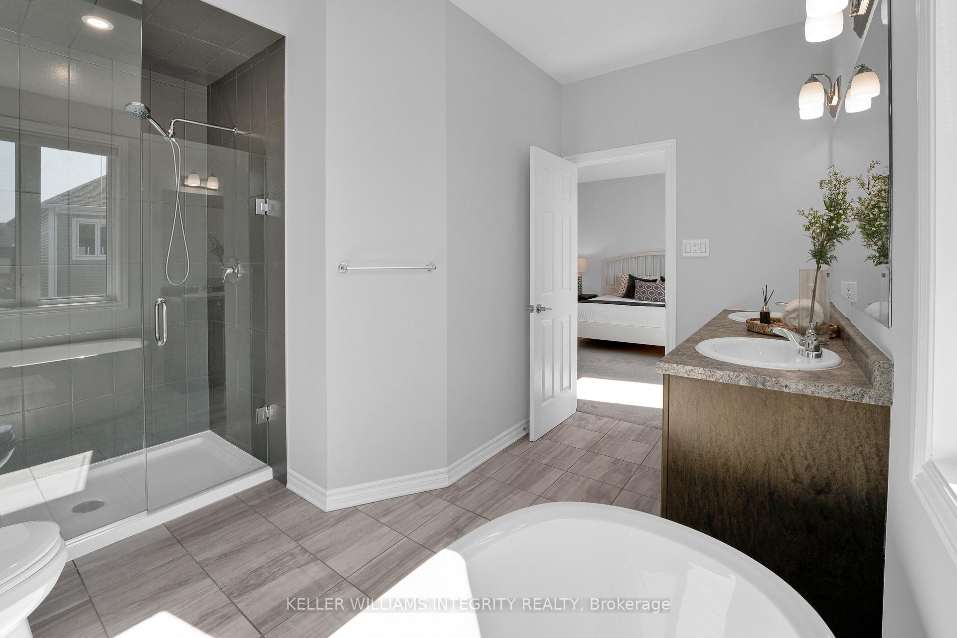 Photo 29 of 51 Solaris Drive, Ottawa, Kanata - Emerald Meadows/Trailwest — HOMEH