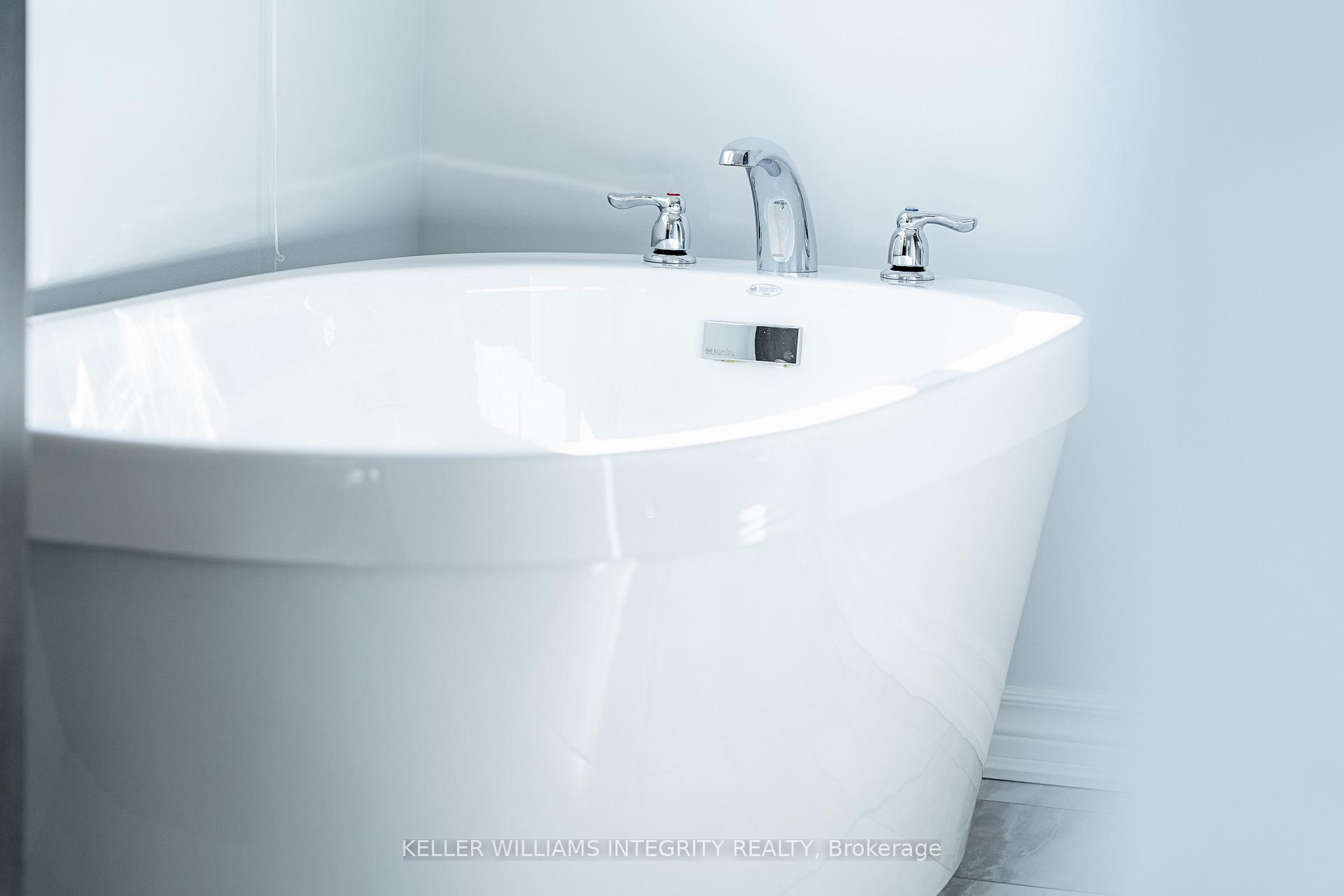 Photo 31 of 51 Solaris Drive, Ottawa, Kanata - Emerald Meadows/Trailwest — HOMEH