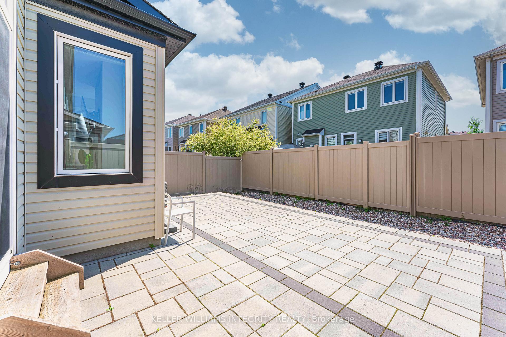 Photo 40 of 51 Solaris Drive, Ottawa, Kanata - Emerald Meadows/Trailwest — HOMEH