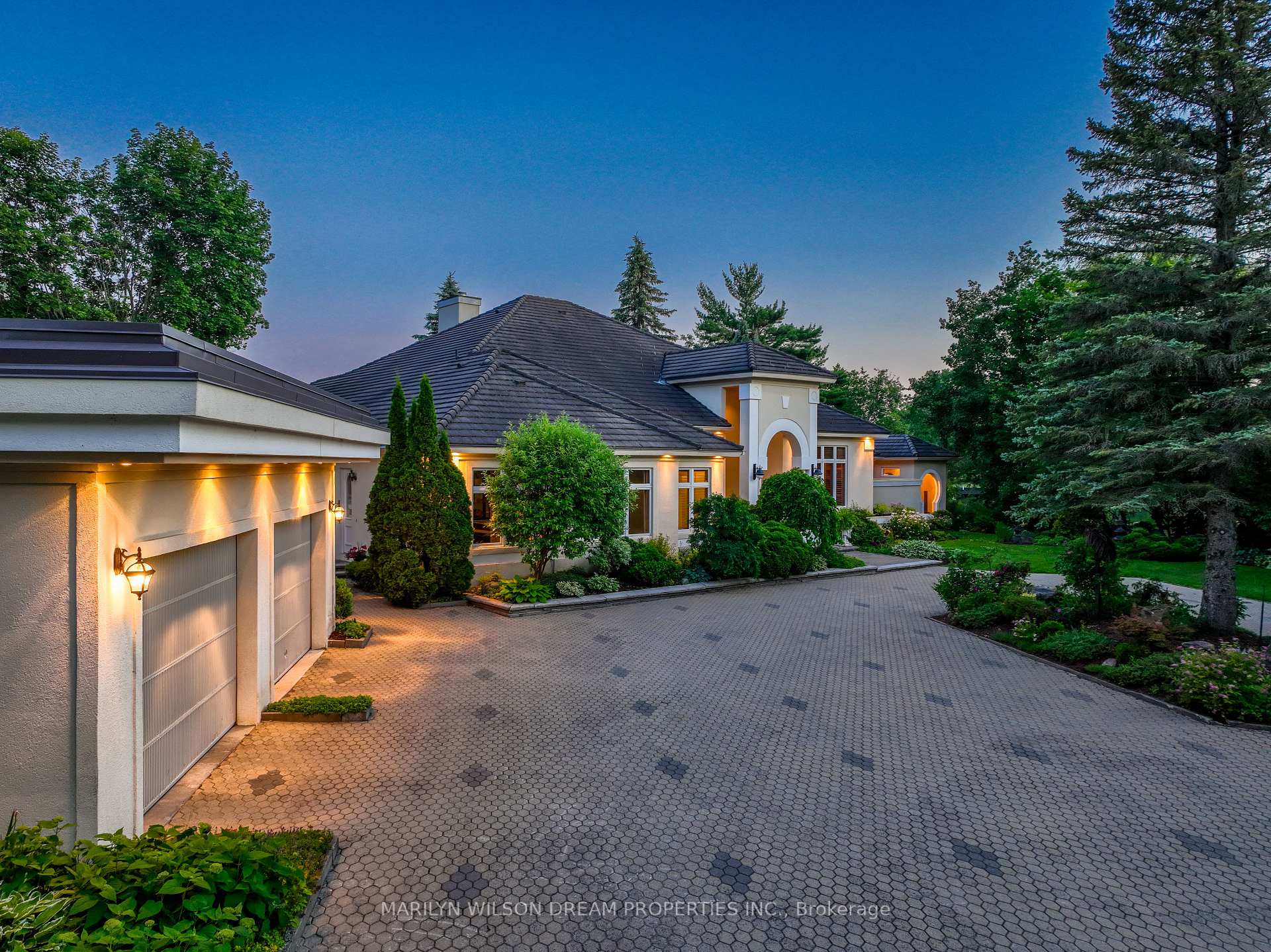 Photo 2 of 1018 Kitoman Crescent, Ottawa, Manotick East to Manotick Station — HOMEH
