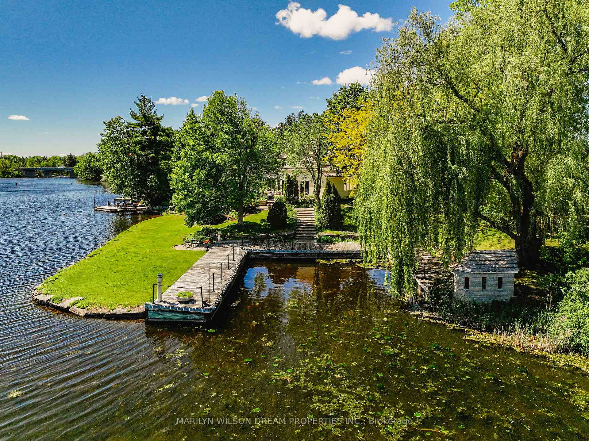 Photo 11 of 1018 Kitoman Crescent, Ottawa, Manotick East to Manotick Station — HOMEH