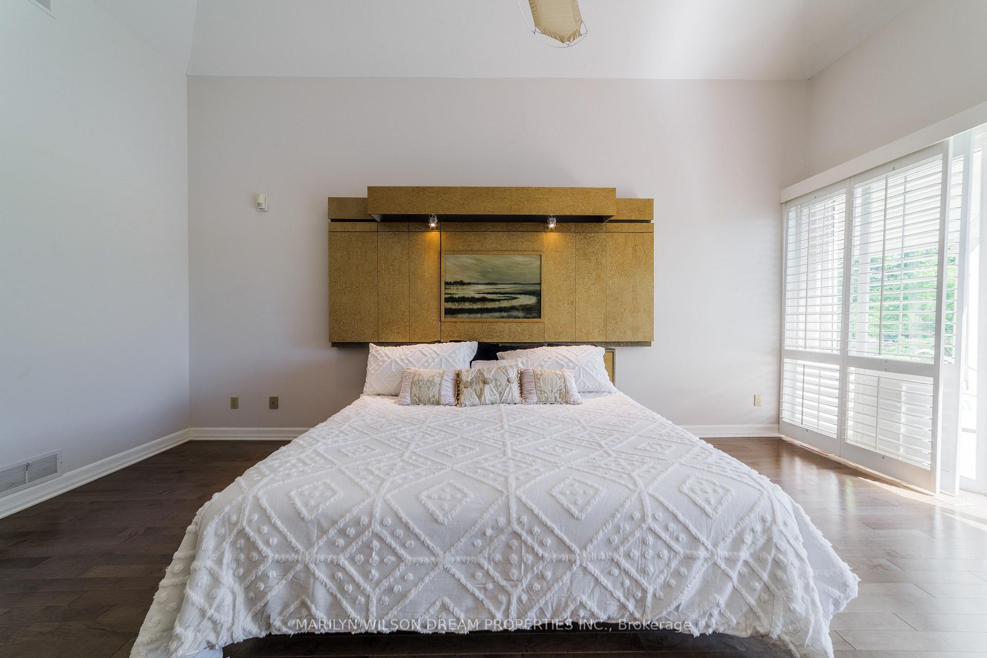 Photo 23 of 1018 Kitoman Crescent, Ottawa, Manotick East to Manotick Station — HOMEH