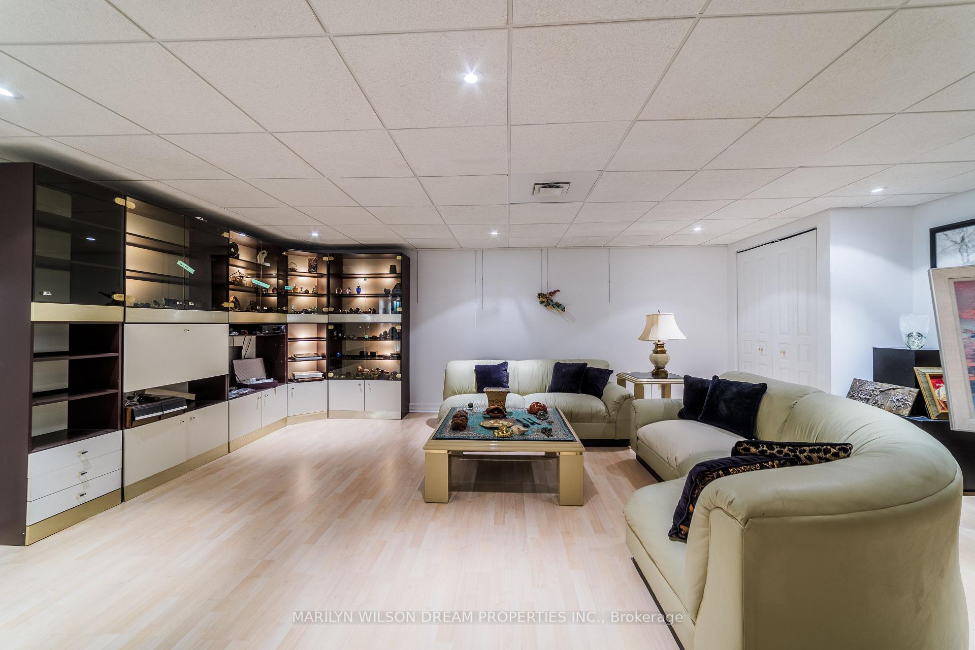 Photo 24 of 1018 Kitoman Crescent, Ottawa, Manotick East to Manotick Station — HOMEH