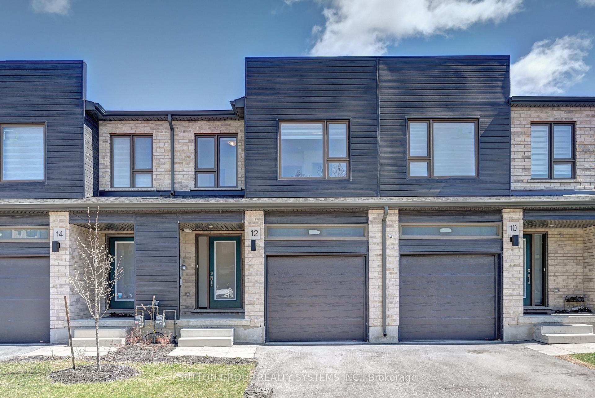 Photo 1 of 12 Roper Place, Kitchener — HOMEH