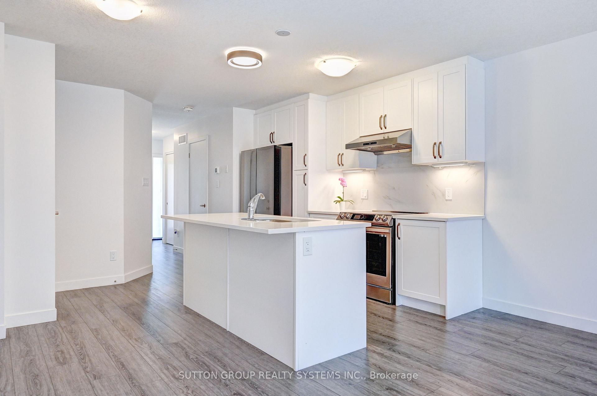 Photo 6 of 12 Roper Place, Kitchener — HOMEH