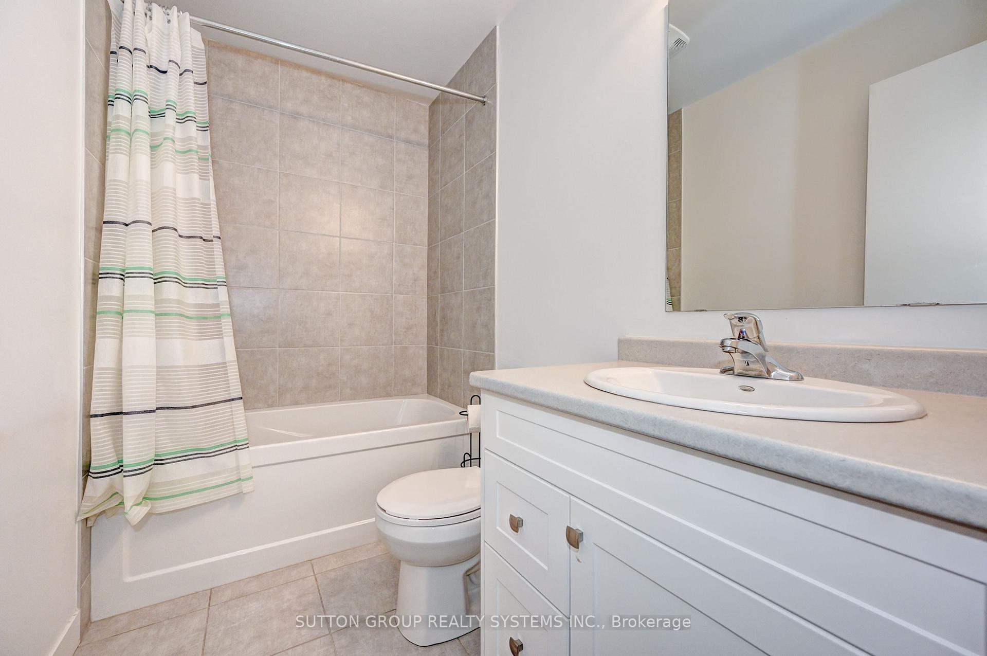 Photo 17 of 12 Roper Place, Kitchener — HOMEH
