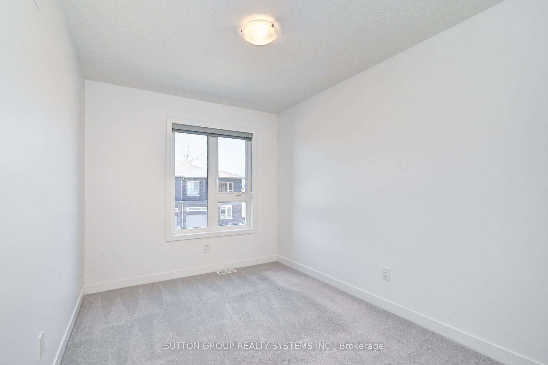 Photo 18 of 12 Roper Place, Kitchener — HOMEH