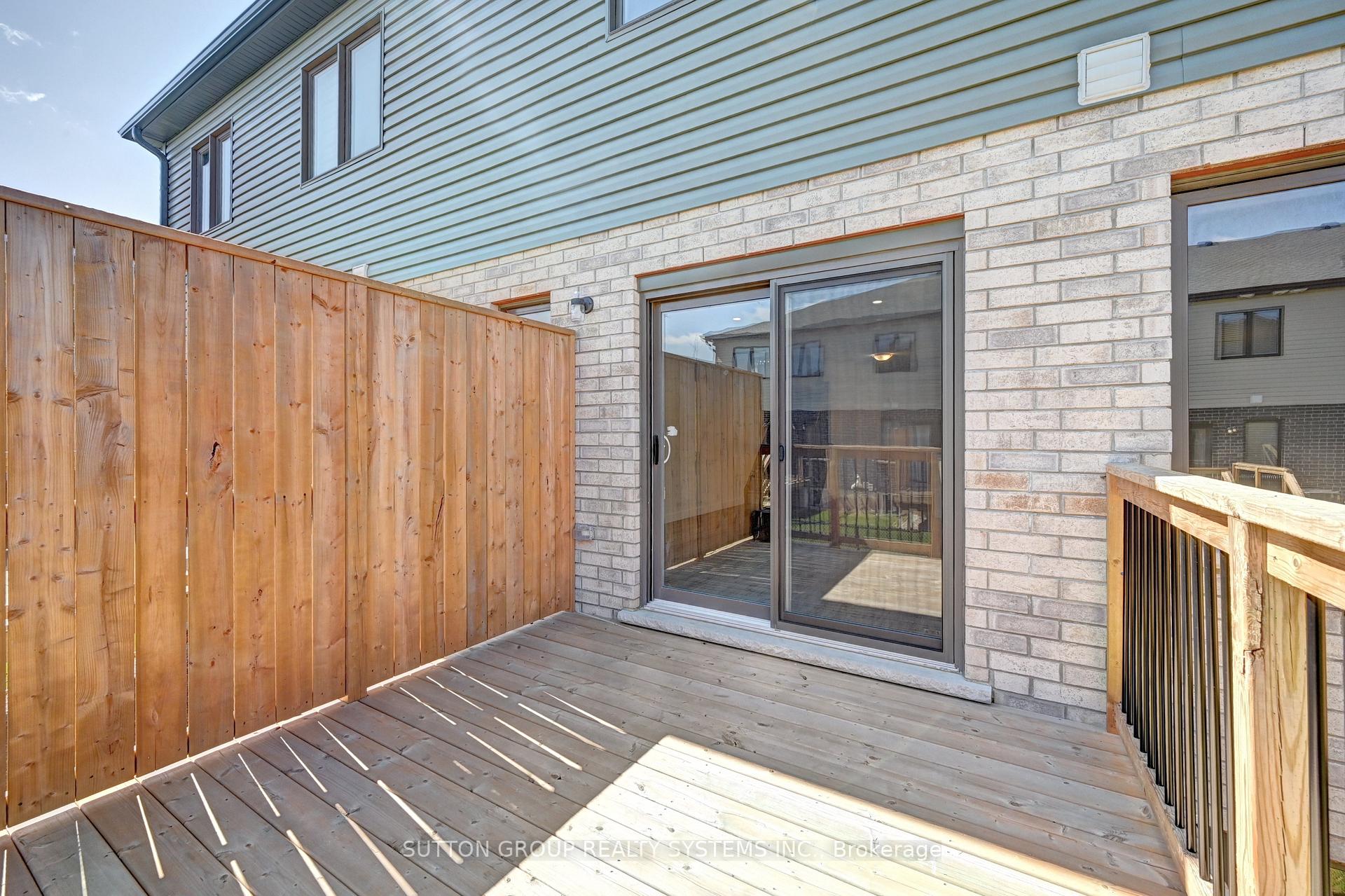 Photo 22 of 12 Roper Place, Kitchener — HOMEH