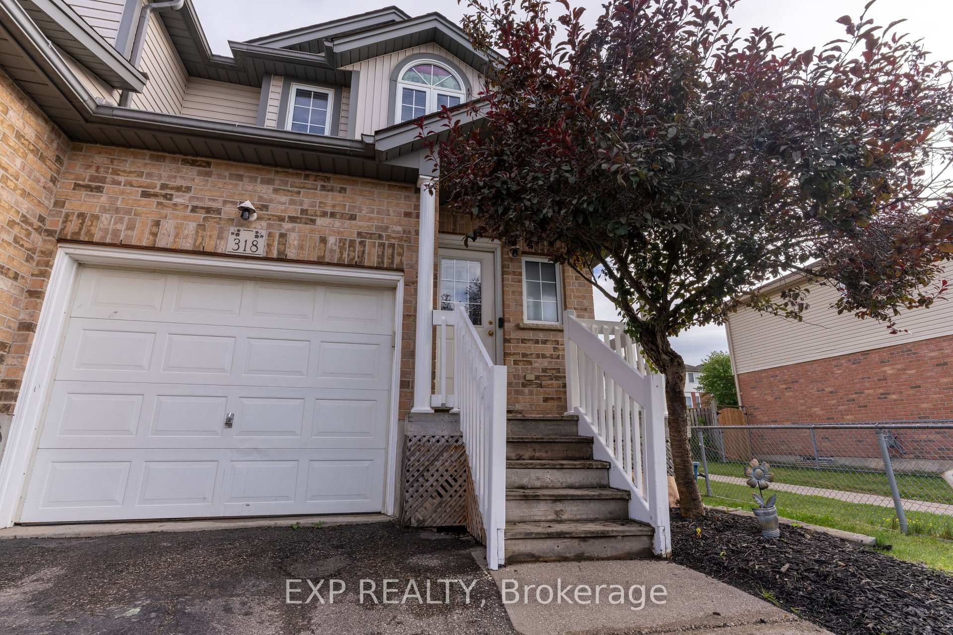 Photo 3 of 318 Activa Avenue, Kitchener — HOMEH