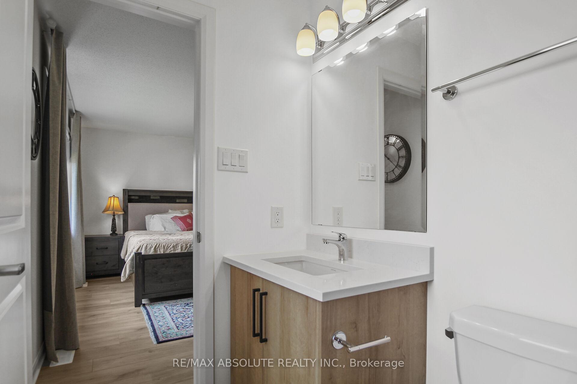 Photo 21 of 145 Invention Boulevard, Ottawa, Kanata - Morgan's Grant/South March — HOMEH