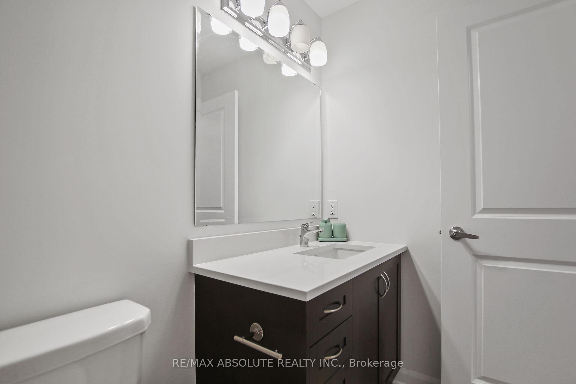 Photo 24 of 145 Invention Boulevard, Ottawa, Kanata - Morgan's Grant/South March — HOMEH