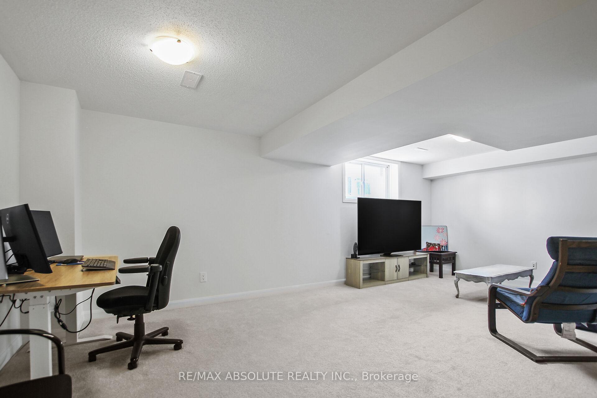 Photo 32 of 145 Invention Boulevard, Ottawa, Kanata - Morgan's Grant/South March — HOMEH
