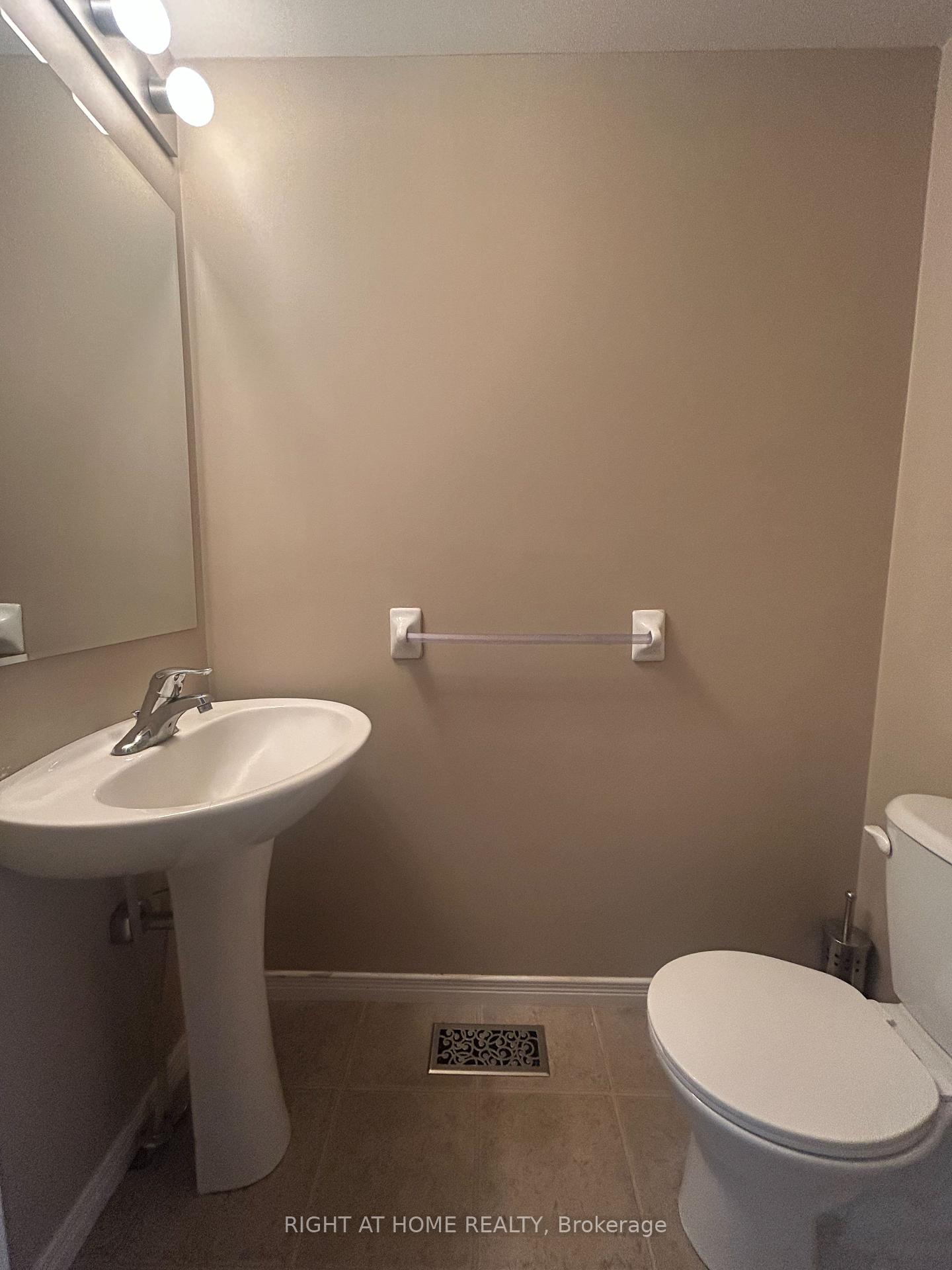 Photo 6 of 972 Zeller Crescent, Kitchener — HOMEH