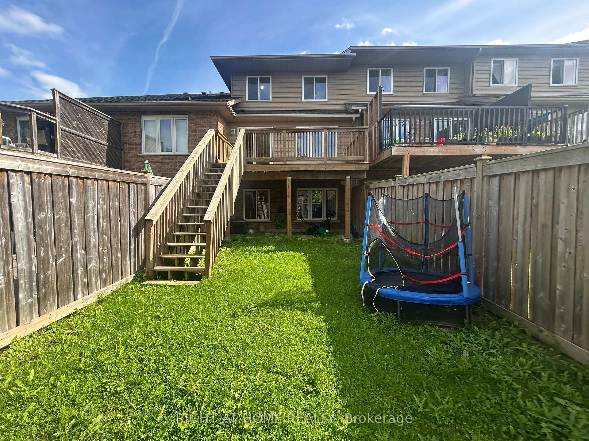 Photo 29 of 972 Zeller Crescent, Kitchener — HOMEH