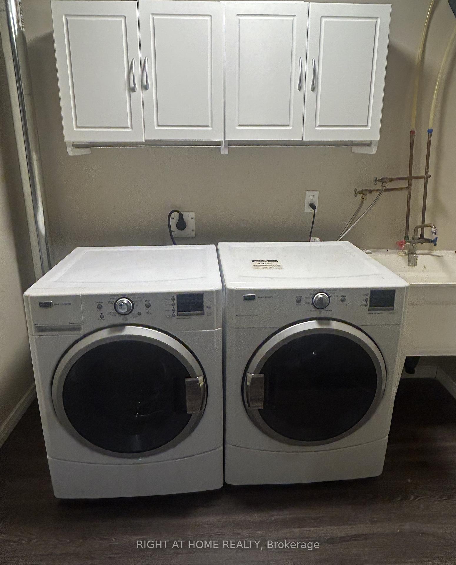 Photo 32 of 972 Zeller Crescent, Kitchener — HOMEH