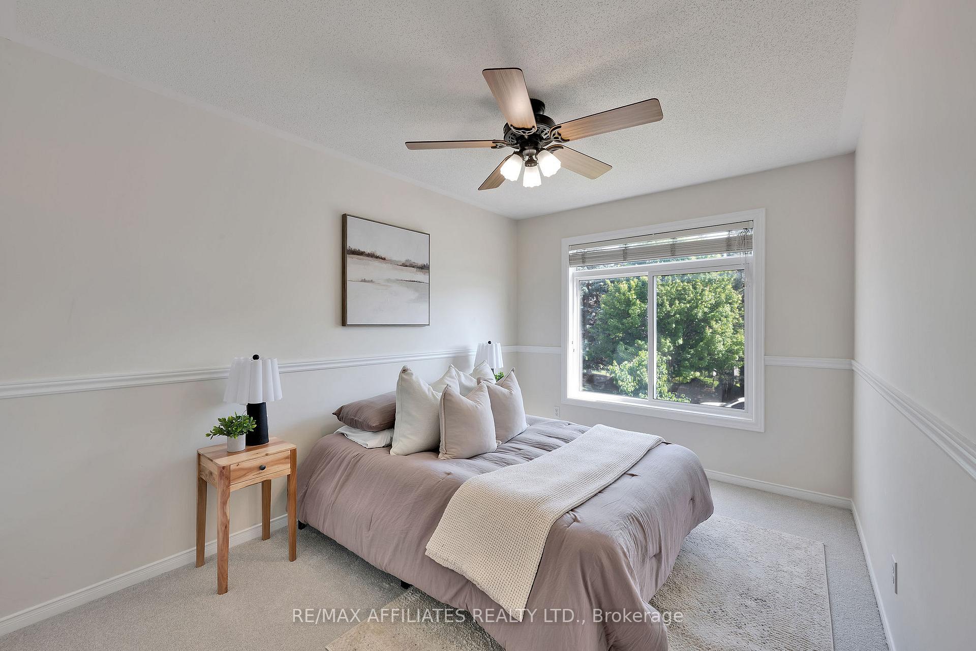 Photo 22 of 21 Flowertree Crescent, Ottawa, Kanata - Emerald Meadows/Trailwest — HOMEH