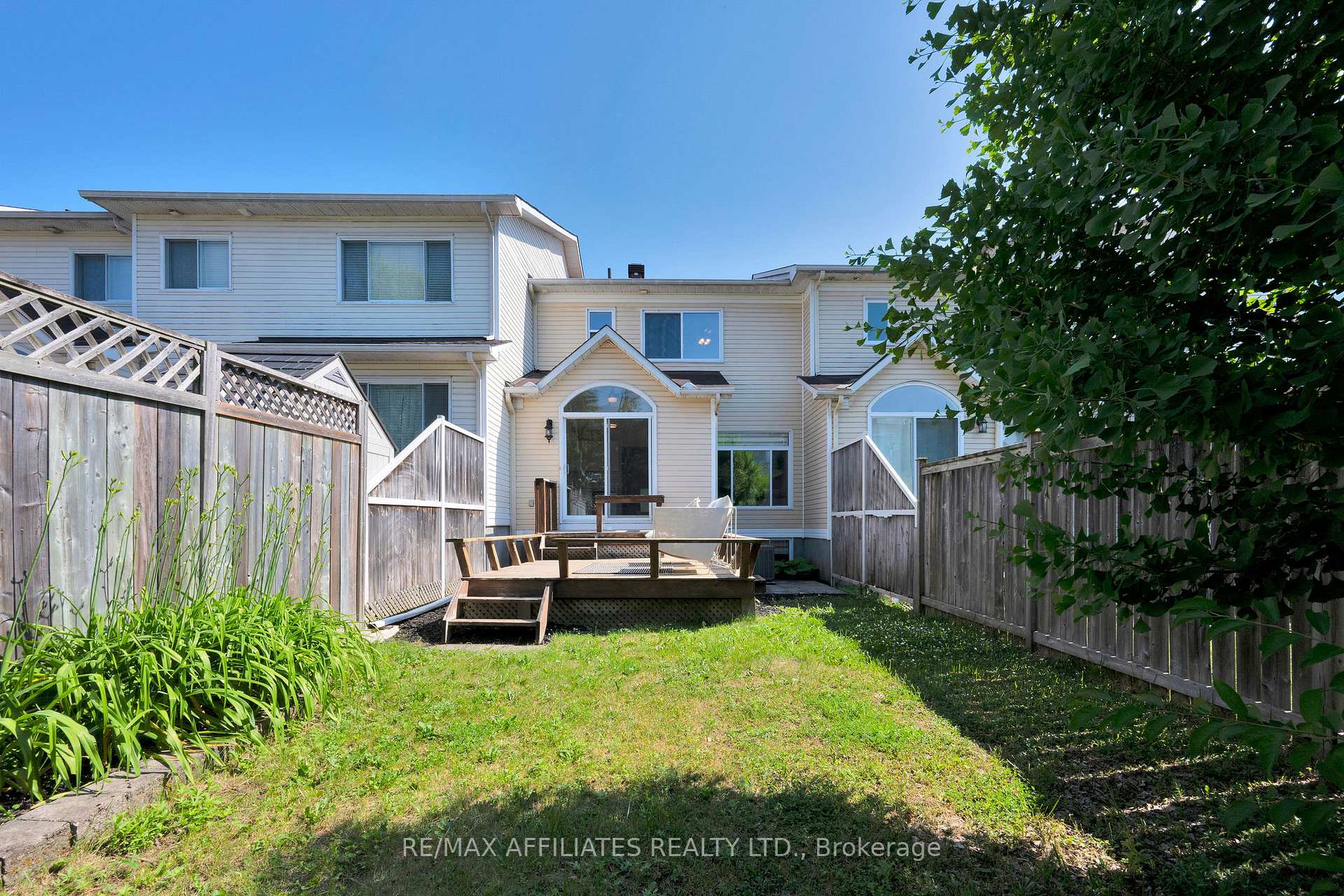 Photo 36 of 21 Flowertree Crescent, Ottawa, Kanata - Emerald Meadows/Trailwest — HOMEH